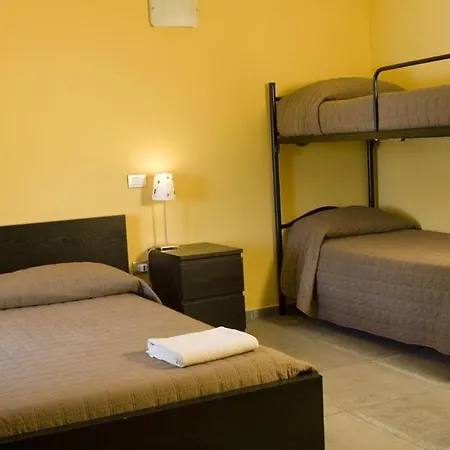 Relax Hotel *